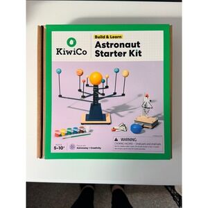 KiwiCo Astronaut‎ Starter Kit STEM Solar System Rocket Toy Ages 5-10 NEW